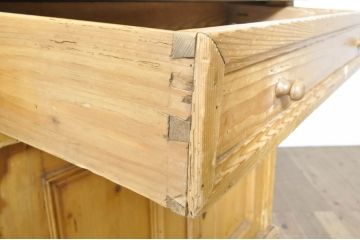 フランスアンティーク　オールドパイン材　見せる収納を楽しめるカップボード(食器棚、戸棚、収納棚、飾り棚、キャビネット)(R-064219)