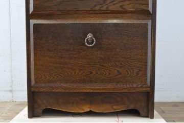 中古　華奢なデザインの取っ手がアクセントのブルージュ風縦型チェスト(引き出し、ハイチェスト、サイドチェスト)(R-064230)