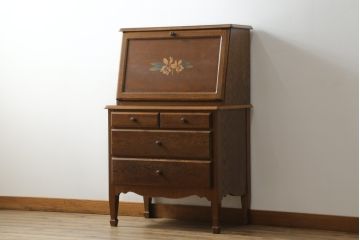 中古　三越家具(現カントリーハウス)　Brugge(ブルージュ)　クラシカルな佇まいが魅力のライティングビューロー(簿記机、ワークデスク、在宅用、在宅ワーク用)(R-064231)