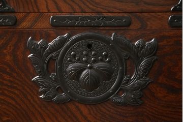 中古　岩谷堂箪笥　力強い木目が美しい和箪笥(収納箪笥、整理タンス、衣装たんす、引き出し)(R-064235)