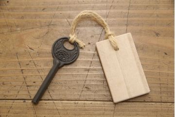 中古　岩谷堂箪笥　力強い木目が美しい和箪笥(収納箪笥、整理タンス、衣装たんす、引き出し)(R-064235)