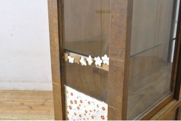 和製アンティーク　レトロな雰囲気が魅力的な古いタバコ屋の薄型ガラスケース(ショーケース、陳列棚、煙草、たばこ、Gケース、店舗什器)(R-064239)