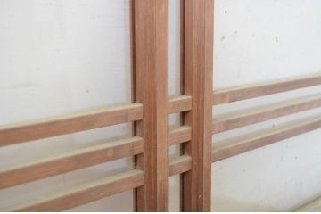 中古　ノスタルジックな雰囲気を醸し出す数寄屋のガラス欄間2枚セット(明かり取り、明り取り、建具)(R-064241)