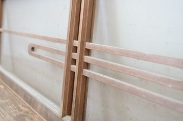 中古　ノスタルジックな雰囲気を醸し出す数寄屋のガラス欄間2枚セット(明かり取り、明り取り、建具)(R-064241)