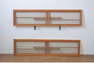中古　ノスタルジックな雰囲気を醸し出す数寄屋のガラス欄間2枚セット(明かり取り、明り取り、建具)(R-064241)