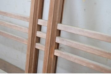 中古　ノスタルジックな雰囲気を醸し出す数寄屋のガラス欄間1枚(明かり取り、明り取り、建具)(R-064242)