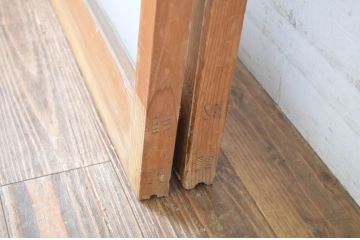 アンティーク建具　シンプルでどんなお部屋にも合わせやすいガラス戸2枚セット(引き戸)(R-064245)