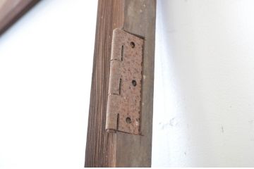 アンティーク建具　縦桟リメイク!!　レトロな空間づくりにおすすめのガラス扉1枚(ドア、木製扉)(R-064249)