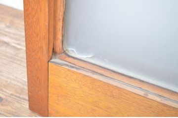 アンティーク建具　シンプルなデザインで取り入れやすいガラス戸4枚セット(引き戸)(R-064265)