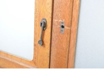 アンティーク建具　シンプルなデザインで取り入れやすいガラス戸4枚セット(引き戸)(R-064266)