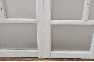 アンティーク建具　ペイント仕上げ限定　ホワイトカラーが爽やかなガラス窓2枚セット(ガラス戸、引き戸)(R-064269)