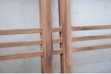 中古　シンプルながらも上品な佇まいが魅力的な数寄屋の欄間1枚(明かり取り、明り取り)(R-064274)