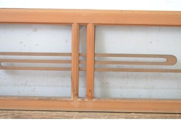 中古　シンプルながらも上品な佇まいが魅力的な数寄屋の欄間1枚(明かり取り、明り取り)(R-064274)