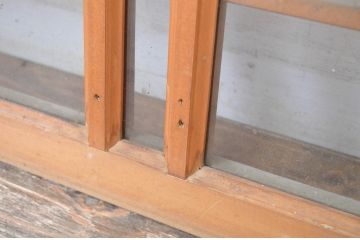 中古　シンプルながらも上品な佇まいが魅力的な数寄屋の欄間1枚(明かり取り、明り取り)(R-064275)