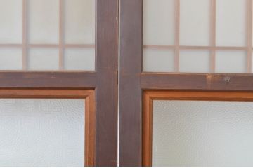 アンティーク建具　透かし彫りがおしゃれな格子入りのガラス戸2枚セット(引き戸)(R-064293)