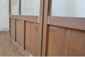 アンティーク建具　シンプルなデザインでお部屋に取り入れやすいガラス戸4枚セット(引き戸)(R-064303)