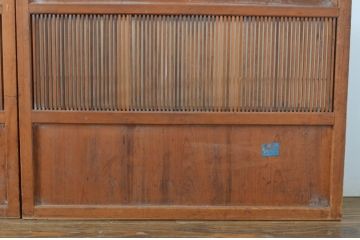 アンティーク建具　高級品　上質な和の空間づくりにおすすめの裏障子付き万本格子戸4枚セット(ガラス帯戸、引き戸)(R-064307)