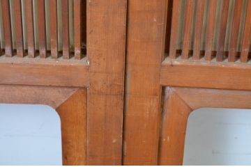 アンティーク建具　高級品　上質な和の空間づくりにおすすめの裏障子付き万本格子戸4枚セット(ガラス帯戸、引き戸)(R-064307)