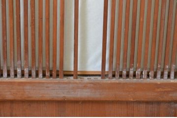 アンティーク建具　高級品　上質な和の空間づくりにおすすめの裏障子付き万本格子戸4枚セット(ガラス帯戸、引き戸)(R-064307)