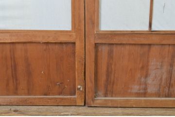 アンティーク建具　高級品　上質な和の空間づくりにおすすめの裏障子付き万本格子戸4枚セット(ガラス帯戸、引き戸)(R-064307)