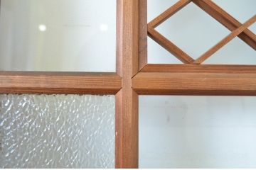 アンティーク建具　大正ロマンの雰囲気が魅力的な組子入りガラス戸4枚セット(引き戸)(R-064309)