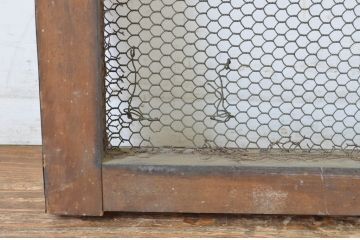 アンティーク建具　希少!!　経年を感じる風合いが魅力的な銅板張りの金網窓1枚(引き戸)(R-064312)