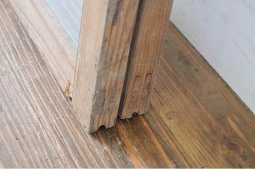 アンティーク建具　銀モールガラス入り!シンプルでどんなお部屋にも合わせやすいガラス窓2枚セット(ガラス戸、引き戸)(R-064317)