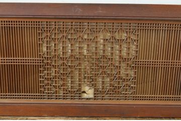  アンティーク建具　欅(ケヤキ)枠の組子入り　繊細な組子が上品な印象を与える筬欄間1枚(明かり取り、明り取り、オサランマ)(R-064326)