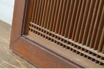  アンティーク建具　欅(ケヤキ)枠の組子入り　繊細な組子が上品な印象を与える筬欄間1枚(明かり取り、明り取り、オサランマ)(R-064326)