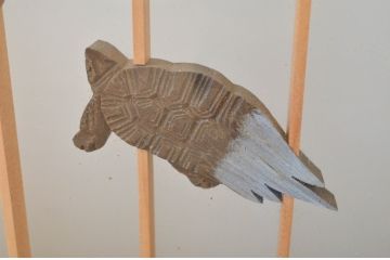 アンティーク建具　両面ガラス　松竹梅・鶴亀の彫刻入りで落ち着いた和の雰囲気を演出するガラス書院戸2枚セット(ガラス窓、引き戸)(R-064328)