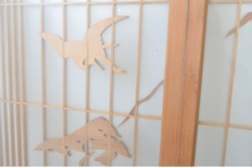 アンティーク建具　両面ガラス　松竹梅・鶴亀の彫刻入りで落ち着いた和の雰囲気を演出するガラス書院戸2枚セット(ガラス窓、引き戸)(R-064328)