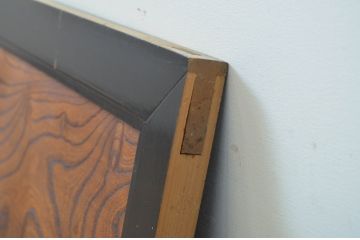 アンティーク建具　黒漆枠　欅(ケヤキ)材一枚板　美しい杢目が目を惹く透かし彫り入りの欄間2枚セット(明かり取り、明り取り)(R-064333)
