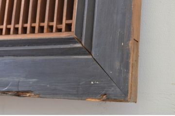 アンティーク建具　整然と並んだ格子が美しい大振りな筬欄間2枚セット(明かり取り、明り取り、オサランマ、おさらんま)(R-064336)