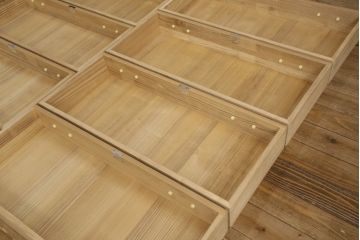 中古　美品　国産　職人手造り　胴丸型で品のある優しい雰囲気が魅力の総桐箪笥(桐たんす、着物箪笥、衣装箪笥、和タンス、引き出し)(R-064349)
