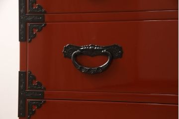 中古　美品　仙台民芸箪笥(仙台箪笥)　欅産業製　漆塗りの朱色に黒々とした金具が映える整理箪笥(収納たんす、衣装箪笥、和タンス、引き出し)(定価約110万円)(R-064352)