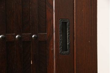 中古　美品　上質な和の空間を演出する二段重ね水屋箪笥(食器棚、茶タンス、キャビネット、収納棚、戸棚)(R-064353)