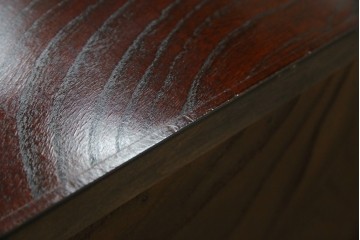 中古　美品　岩谷堂箪笥　力強い木目と重厚感ある金具が魅力の和箪笥　(R-064358)