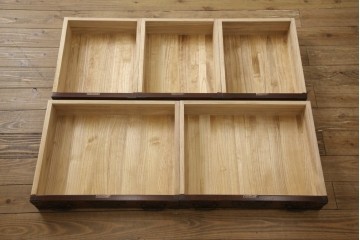 中古　美品　岩谷堂箪笥　力強い木目と重厚感ある金具が魅力の和箪笥　(R-064358)