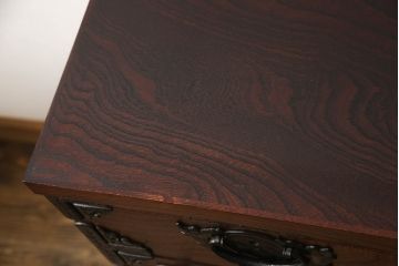 中古　美品　岩谷堂箪笥　力強い木目と重厚感ある金具が魅力の和箪笥(整理箪笥、衣装タンス、収納たんす、引き出し、サイドボード、サイドチェスト)(R-064358)