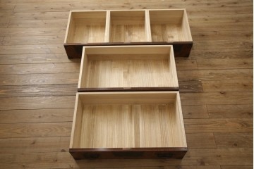 中古　美品　岩谷堂箪笥　力強い木目が美しい和箪笥　(R-064359)