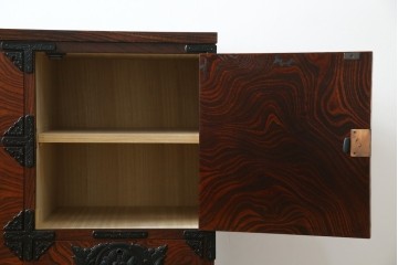 中古　美品　岩谷堂箪笥　力強い木目が美しい和箪笥　(R-064359)