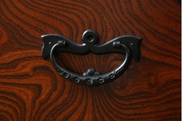 中古　美品　岩谷堂箪笥　力強い木目が美しい和箪笥　(R-064359)