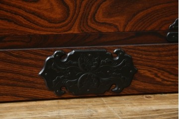 中古　美品　岩谷堂箪笥　力強い木目が美しい和箪笥　(R-064359)