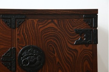 中古　美品　岩谷堂箪笥　力強い木目が美しい和箪笥　(R-064359)