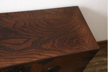 中古　美品　岩谷堂箪笥　力強い木目が美しい和箪笥(引き出し、サイドチェスト、サイドボード、収納たんす、衣装タンス、整理箪笥)(R-064359)