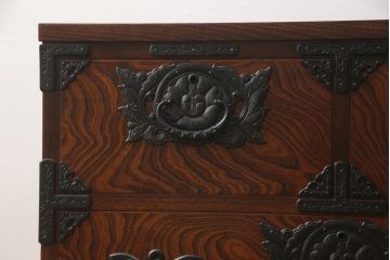 中古　美品　岩谷堂箪笥　力強い木目が美しい和箪笥(引き出し、サイドチェスト、サイドボード、収納たんす、衣装タンス、整理箪笥)(R-064359)
