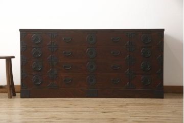 中古　岩谷堂箪笥　八の蔵　上質な和の空間づくりにおすすめのカラクリ付き横長タンス(チェスト、サイドボード、和タンス、衣装箪笥、引き出し)(R-064360)