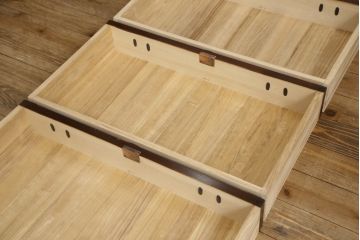 中古　岩谷堂箪笥　八の蔵　上質な和の空間づくりにおすすめのカラクリ付き横長タンス(チェスト、サイドボード、和タンス、衣装箪笥、引き出し)(R-064360)