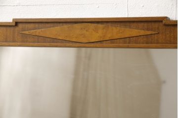 中古　DREXEL HERITAGE(ドレクセルヘリテイジ)　Triune(トライユン)　クラシカルな雰囲気のウォールミラー(壁掛け鏡、姿見、店舗什器)(R-064363)