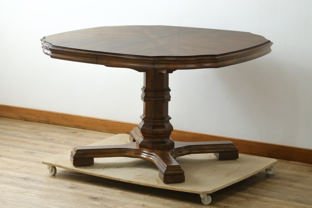 中古　美品　DREXEL HERITAGE(ドレクセルヘリテイジ)　Grand Villa(グランドヴィラ)　上品なデザインのダイニングテーブル　定価約60万円　(R-064375)